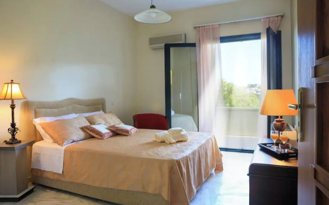Koralia - Chania's Card Postal Villa Majestic View