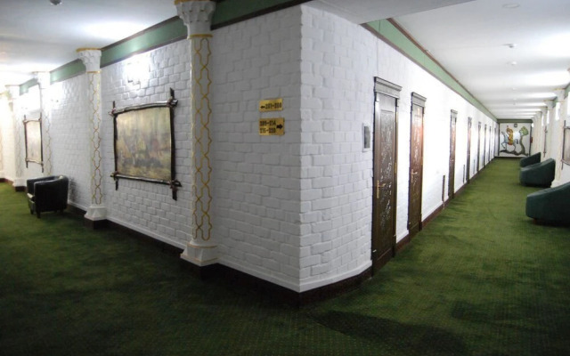 Hotel Kesh Palace