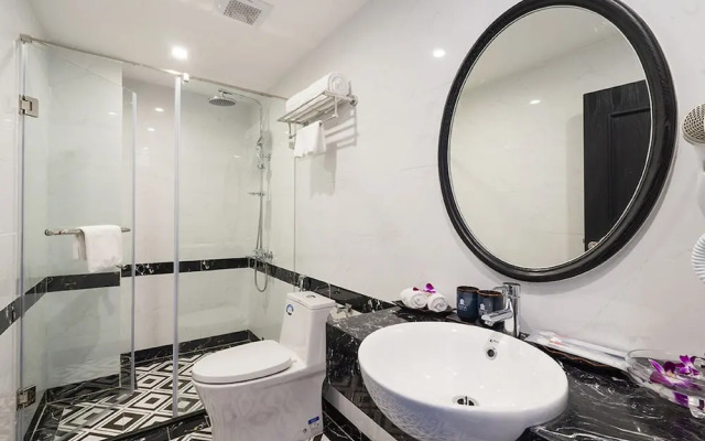 Mina Hotel and Spa