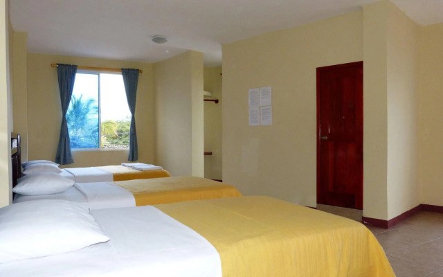 Gloria-Galápagos Inn
