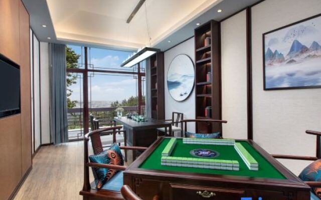 Ramada by Wyndham Xianning Xishan Mountain