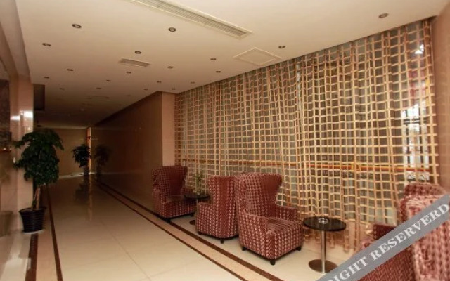 Super 8 Hotel (Deyang Confucian Temple)