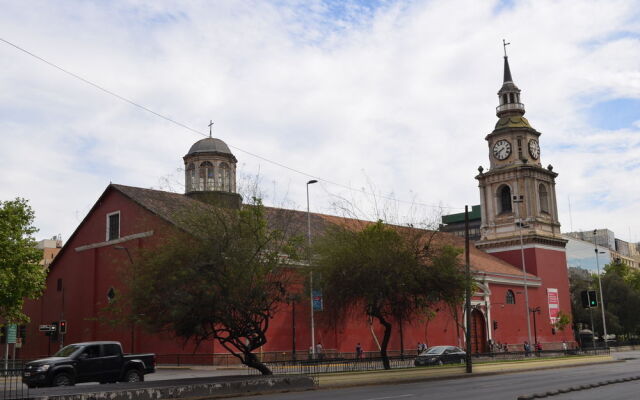 Welèn Hill Downtown Santiago