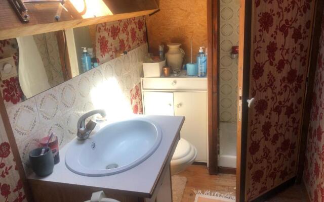 Séjour avec piscine chauffée