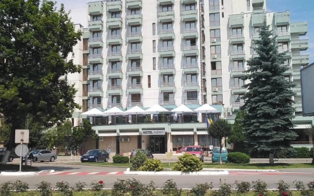 Sarmis Hotel