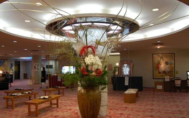 Royal Hotel YAMANAKA ONSEN KAJIKASO