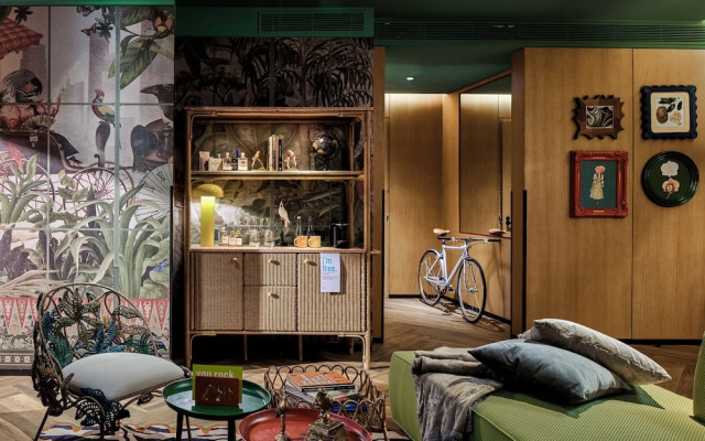 25hours Hotel Jakarta The Oddbird