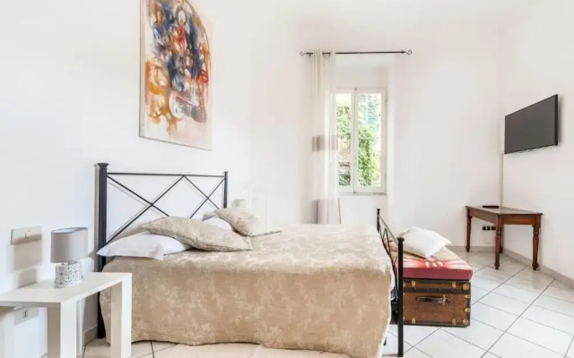 Lia Apartment