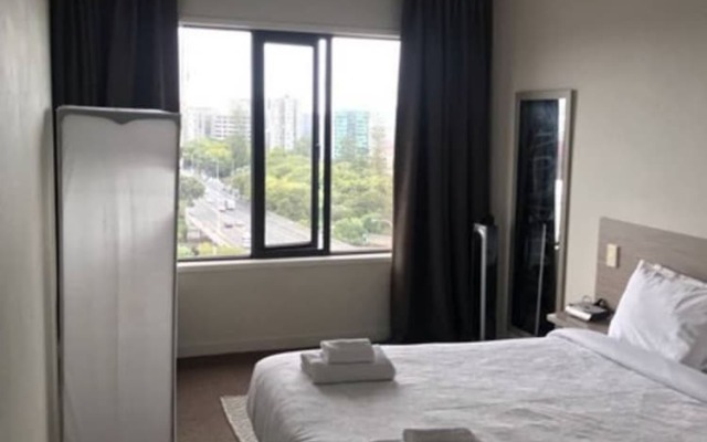 Modern 1 Bedroom Apartment in Eden Terrace