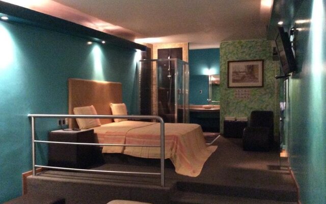 Autohotel La Escondida