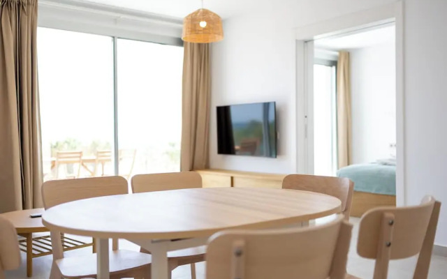 Calm Beach Apartments