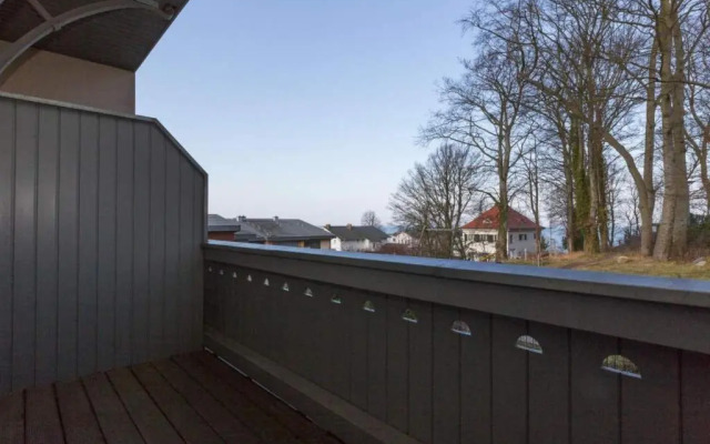 Villa San Marino, App 7