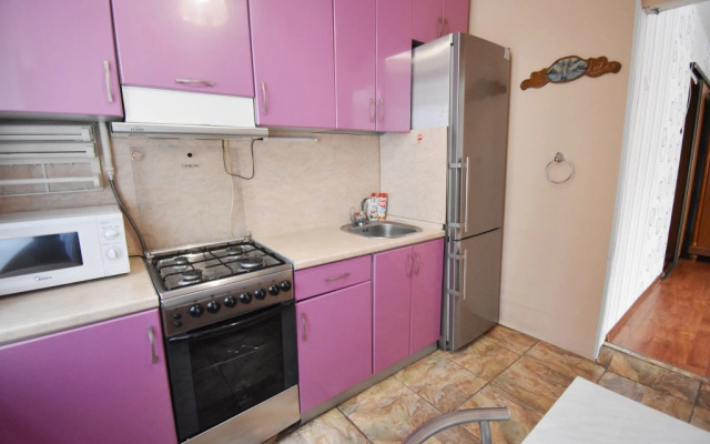 Guest House on 16-ya Parkovaya 17s1