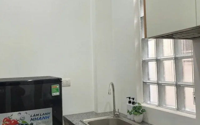 Alley Home & Apartment