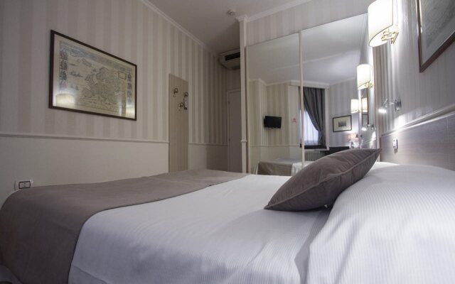 Hotel Flora