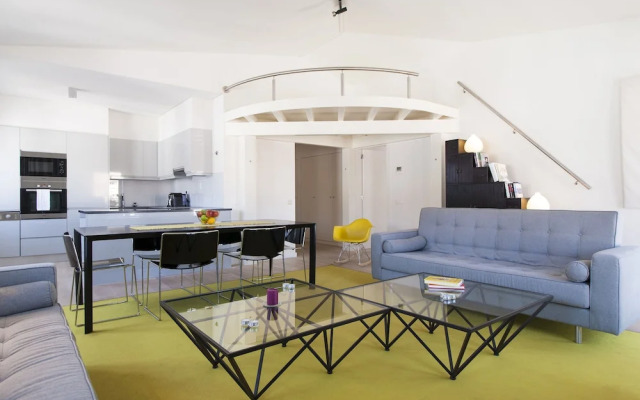 JOIVY Lux & Spacious 1BR home w/ huge terrace, 5mins to Academy of Sciences