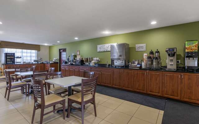 Sleep Inn & Suites Pleasant Hill - Des Moines