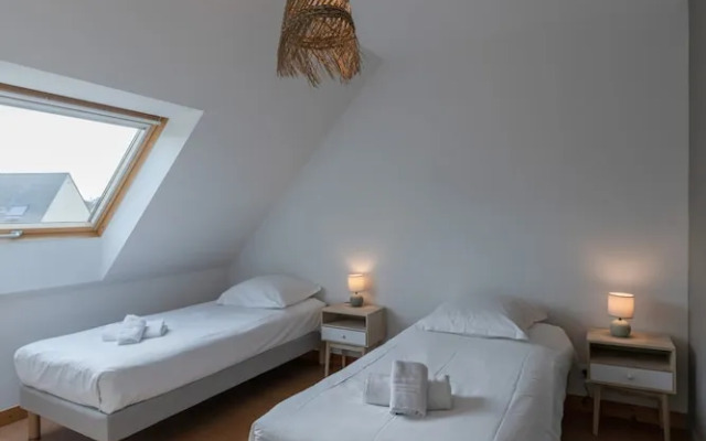 Charming House 300m From the sea