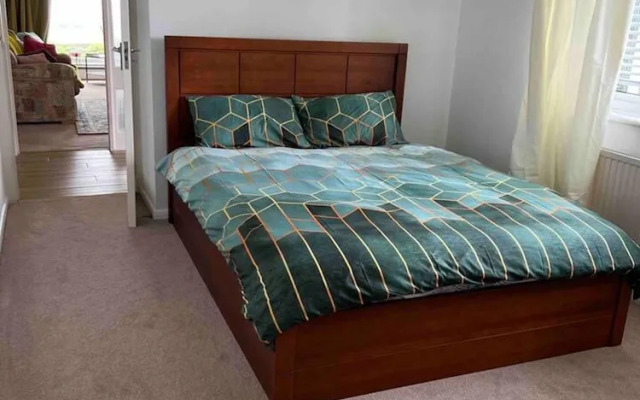 2 Bed Retreat With Amazing Sea Views in Brighton