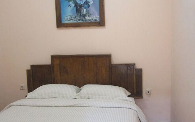 Larasati Guest House