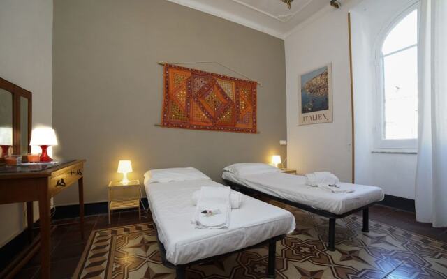 Questa Casa non è un Albergo