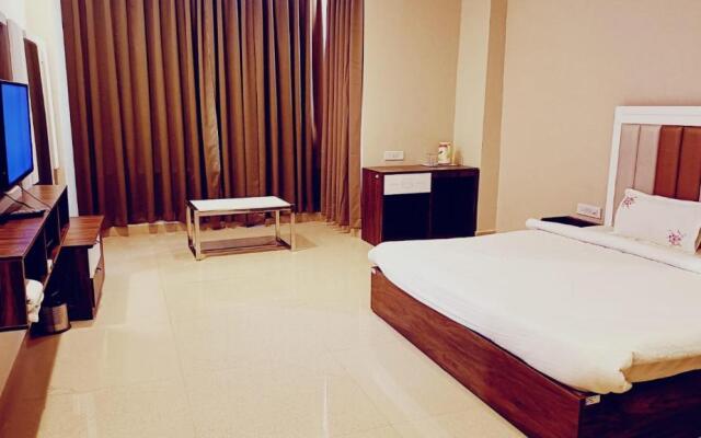 Hotel Emperor Paradise