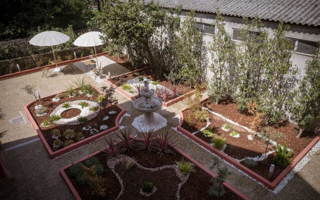 Guesthouse Bonjardim Suites