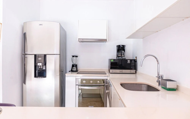 Menesse On The Beach 4 1 Bedroom Condo