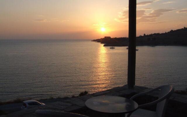 Unique studio by the sea