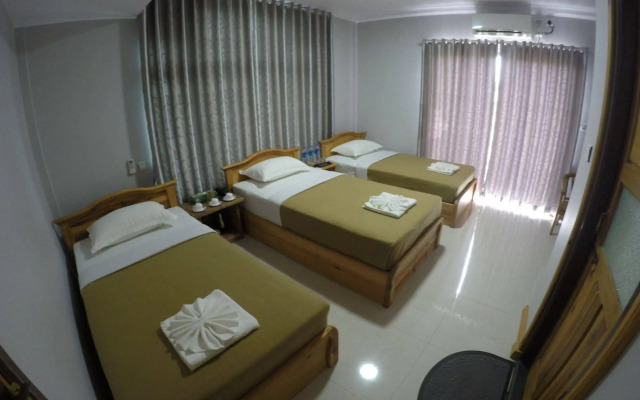 Golden Guest Hotel