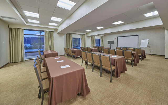 Hampton Inn & Suites Hood River