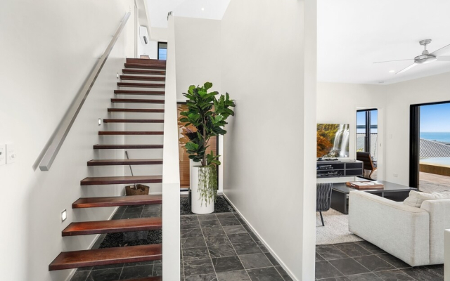 Belle Escapes - Trinity Blue Ocean View Home