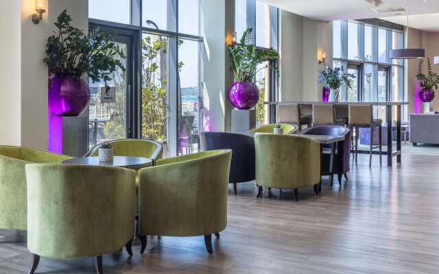 Radisson Blu Waterfront Hotel, Jersey