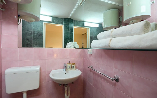 Hedera Estate, Hedera Studio 6