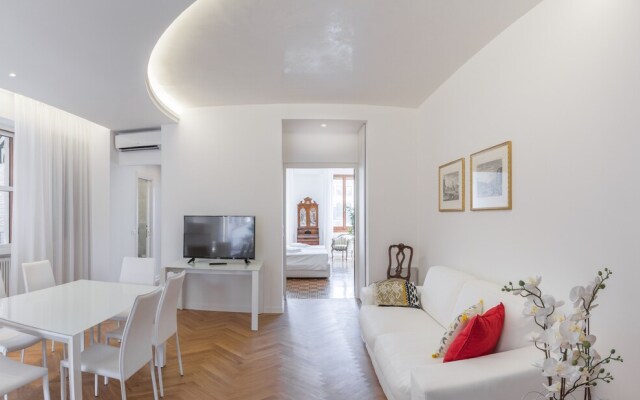 Luxury Apartment On Grand Canal