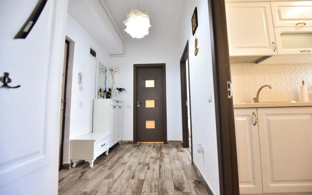 Mountain View Apartment