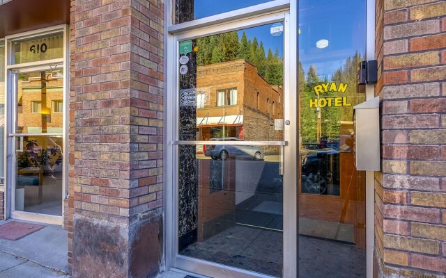 Ryan Hotel