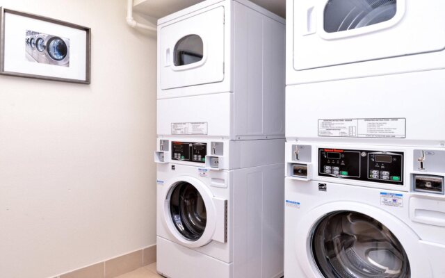 Courtyard by Marriott Dallas Northwest