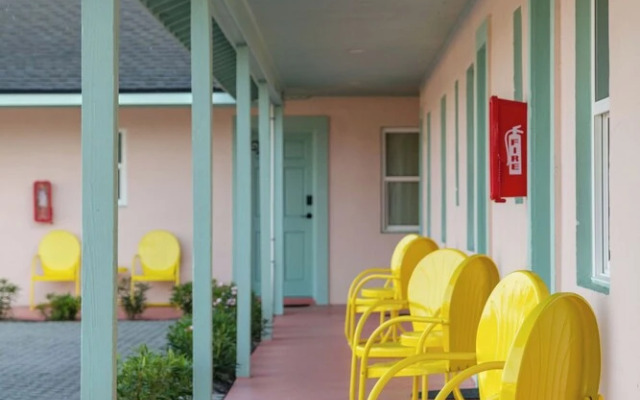 Haleys Court Boutique Motel