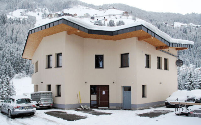 Apart Sonja (KPL648)