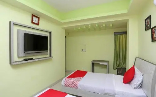 Golden Treasure Homestay by OYO Rooms