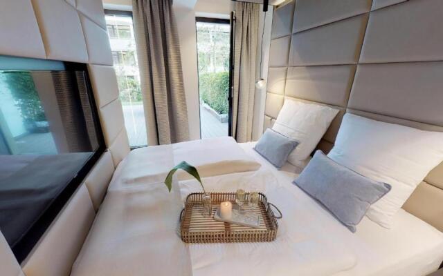 White Pearl Apartment 0.13