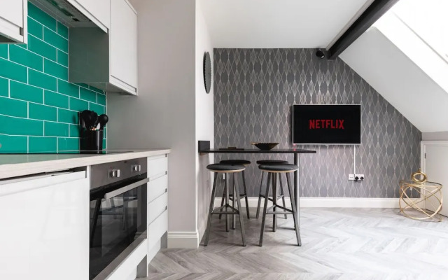 Staycations Maldon Suites