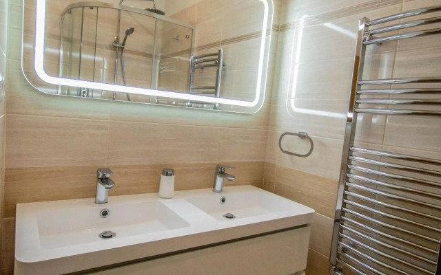 Ruterra Apartments by Cathedral