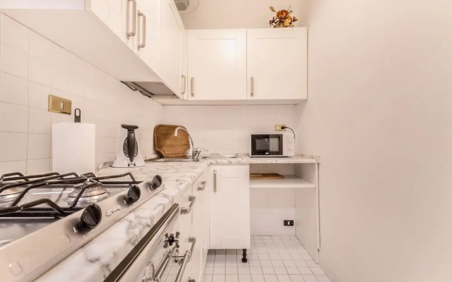 Casa Iside in Rome With 1 Bedrooms and 1 Bathrooms