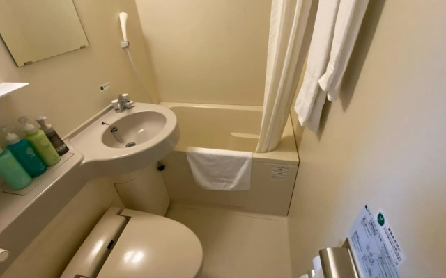 Hotel Route Inn Nagoya Imaike Ekimae