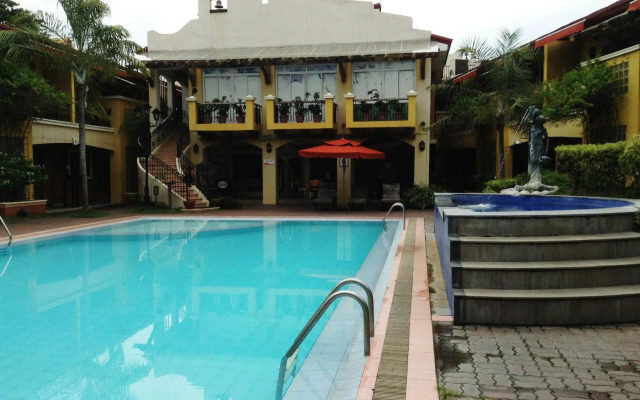 Crown Regency Residences Davao Hotel