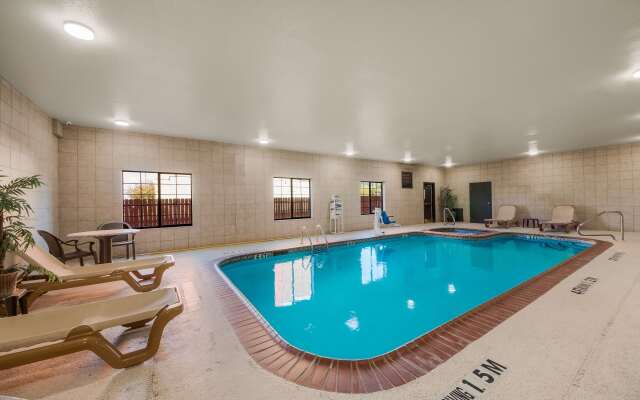 SureStay Plus Hotel by Best Western San Antonio SeaWorld