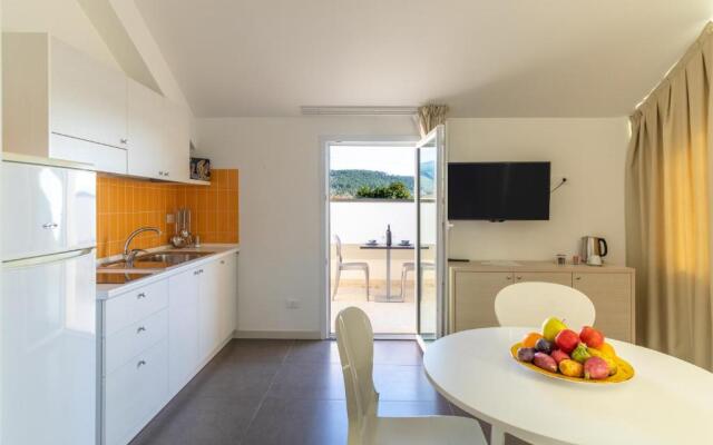 Aparthotel Grel Suite 208