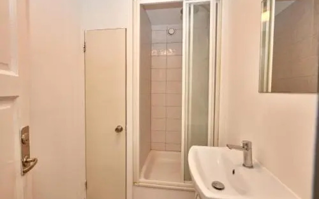 Kastali Guesthouse